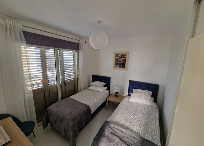 Sunshine Kapparis Paralimni