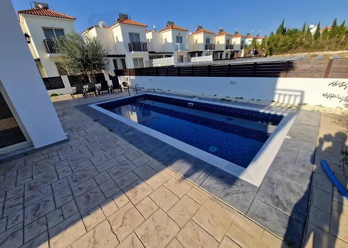 Sunshine Kapparis Paralimni